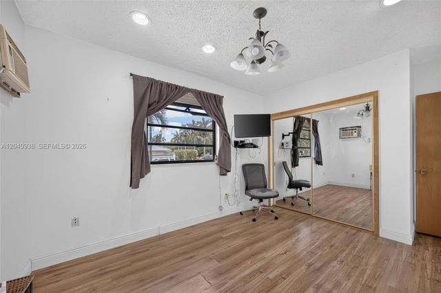 11405 SW 32nd Street, Miami, FL 33165