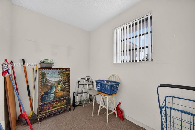11405 SW 32nd Street, Miami, FL 33165