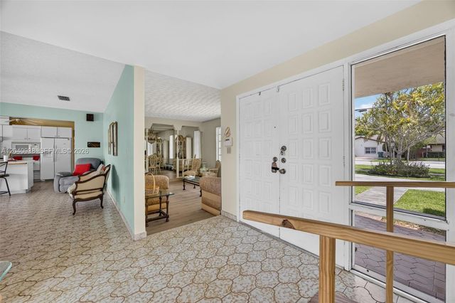 11405 SW 32nd Street, Miami, FL 33165