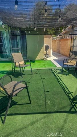 1046 W Holguin, Lancaster, CA 93534