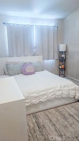 1046 W Holguin, Lancaster, CA 93534