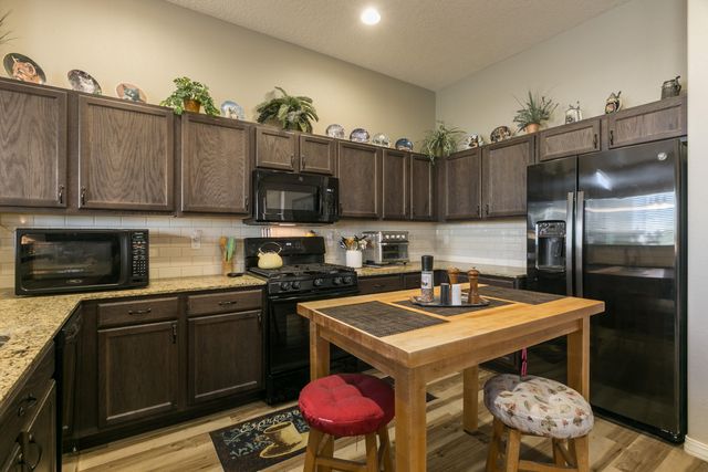 4070 Mora River Avenue SW, Los Lunas, NM 87031