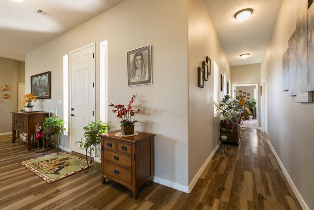 4070 Mora River Avenue SW, Los Lunas, NM 87031