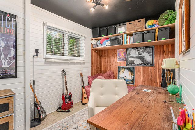 8 Hiawatha Drive, Battle Creek City, MI 49015