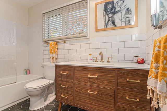 8 Hiawatha Drive, Battle Creek City, MI 49015