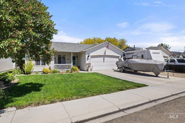 704 E Dooley Lane, Nampa, ID 83686