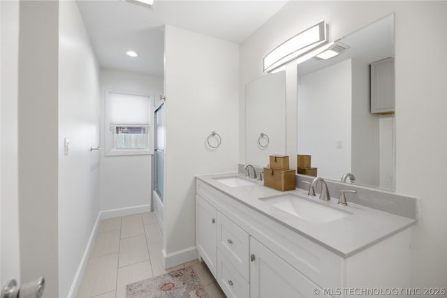 5815 E 46th Place, Tulsa, OK 74135