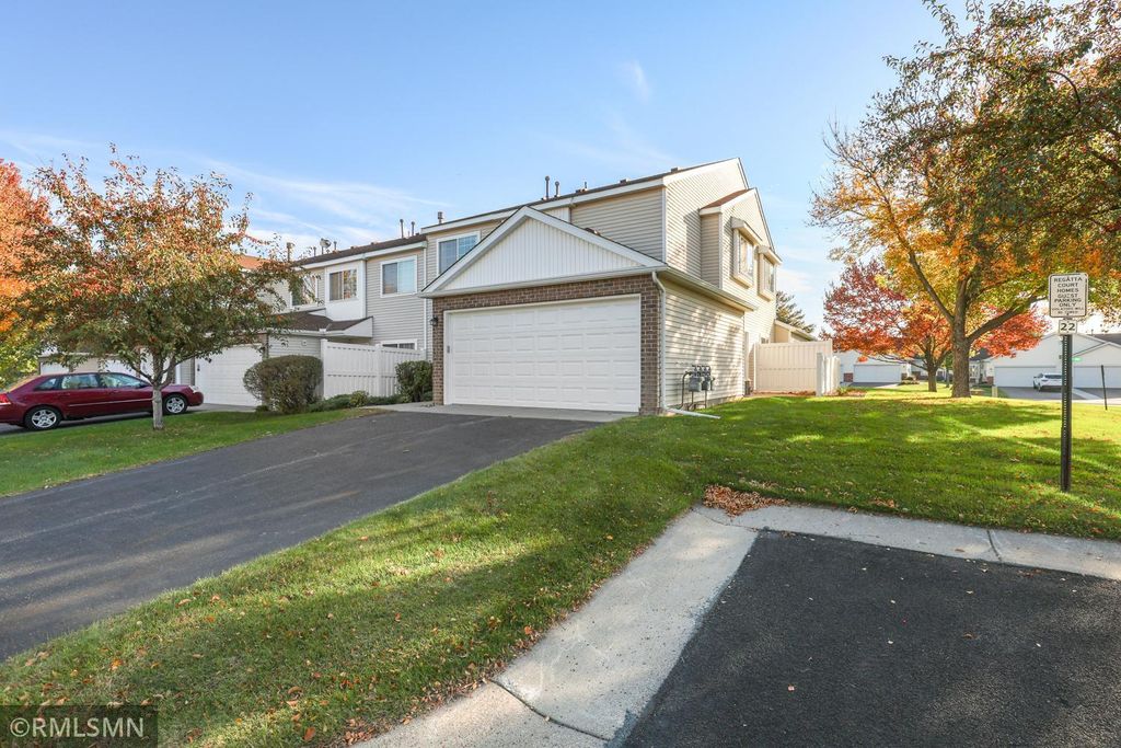 15718 Lower Fjord Way, Apple Valley, MN 55124 — exterior