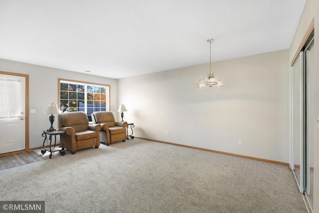 15718 Lower Fjord Way, Apple Valley, MN 55124 — photo 4