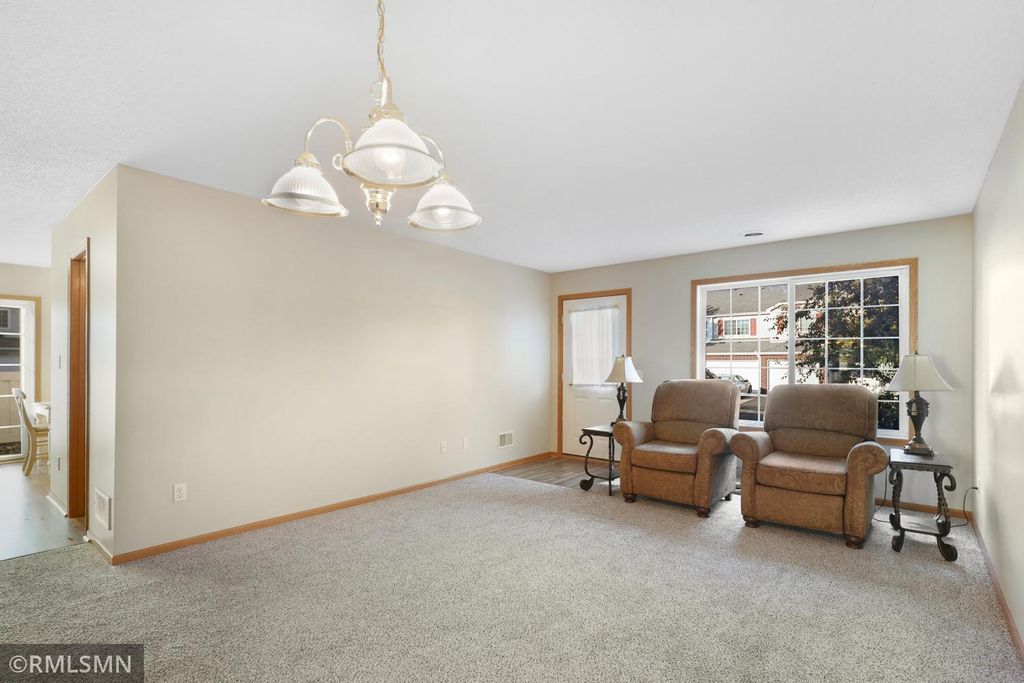 15718 Lower Fjord Way, Apple Valley, MN 55124 — photo 5