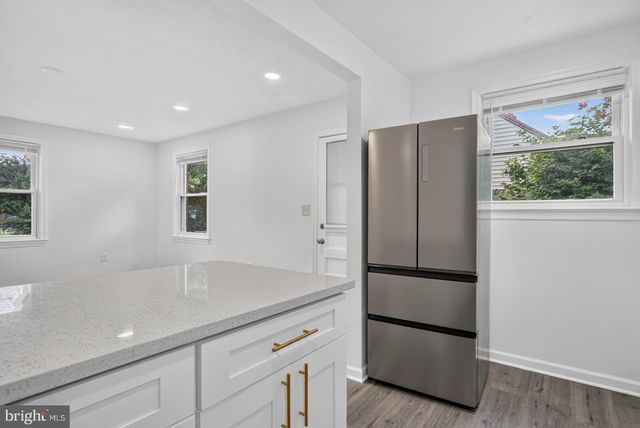 9216 51ST AVE, College Park, MD 20740