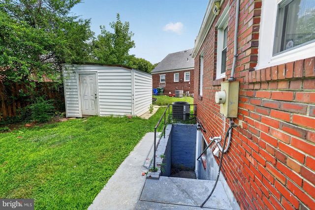 9216 51ST AVE, College Park, MD 20740