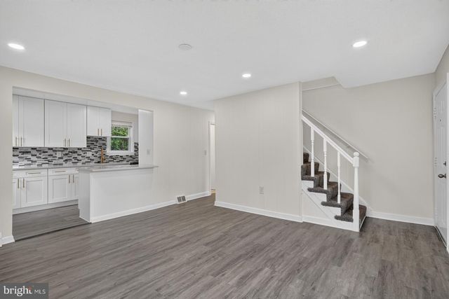 9216 51ST AVE, College Park, MD 20740