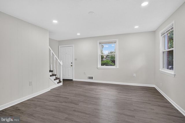 9216 51ST AVE, College Park, MD 20740