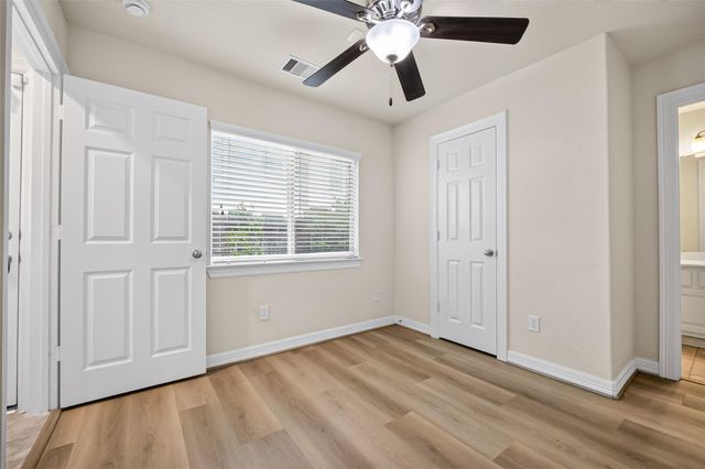 2707 Shadybrook Meadow Drive, Houston, TX 77080
