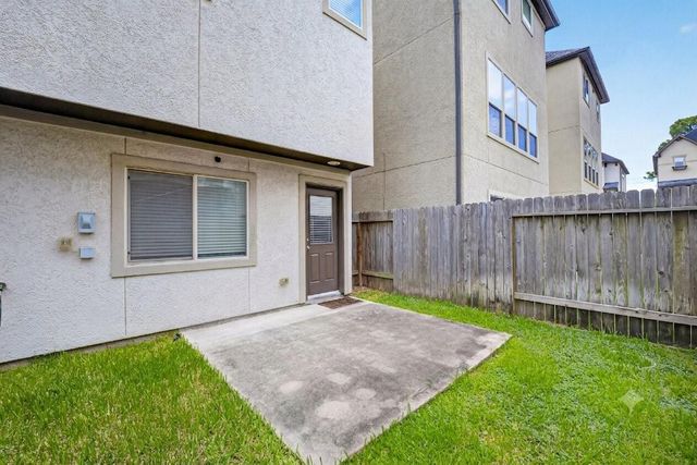 2707 Shadybrook Meadow Drive, Houston, TX 77080