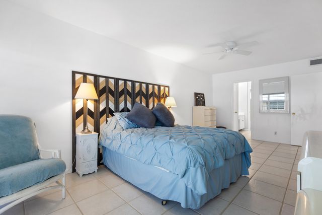 3851 N Ocean Boulevard Unit 404, Delray Beach, FL 33483