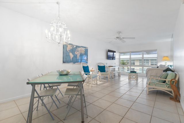 3851 N Ocean Boulevard Unit 404, Delray Beach, FL 33483