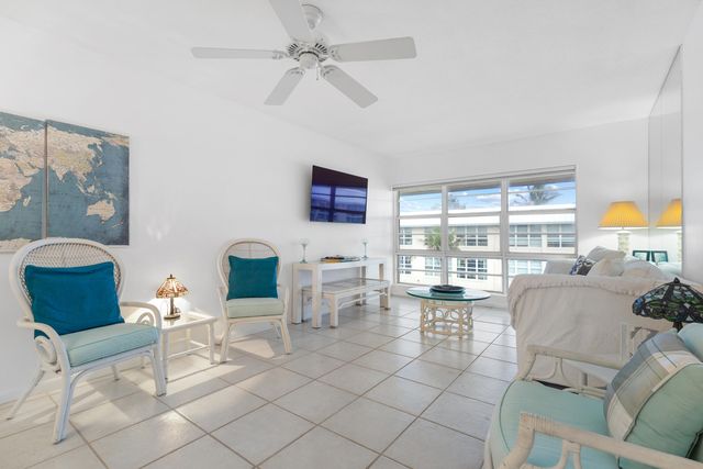 3851 N Ocean Boulevard Unit 404, Delray Beach, FL 33483