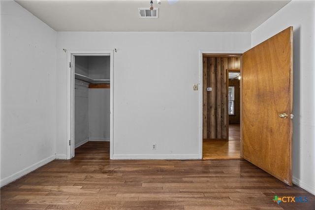 914 Plum Street, Lockhart, TX 78644