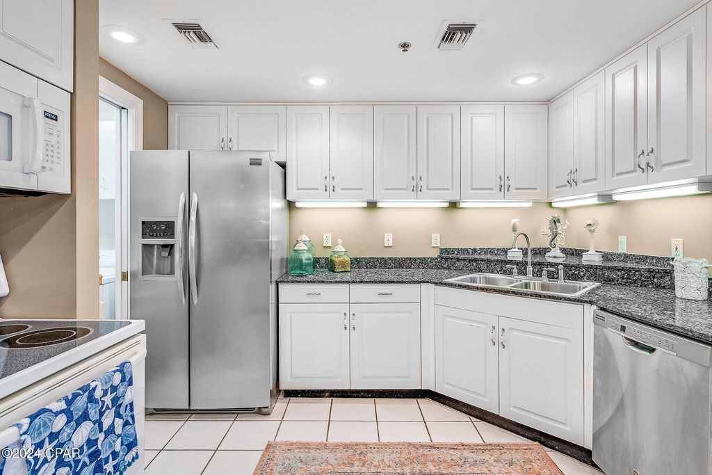 Image 12 of property listing at 6415 Thomas Drive 1203, Panama City Beach, FL 32408