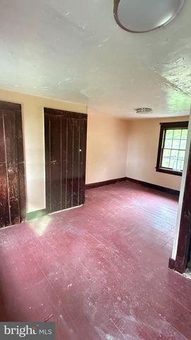 25 COLEMAN HILL RD, Washington, NJ 07882