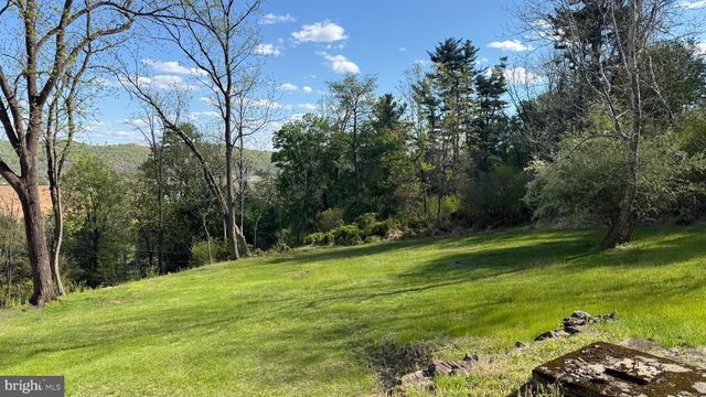 25 COLEMAN HILL RD, Washington, NJ 07882