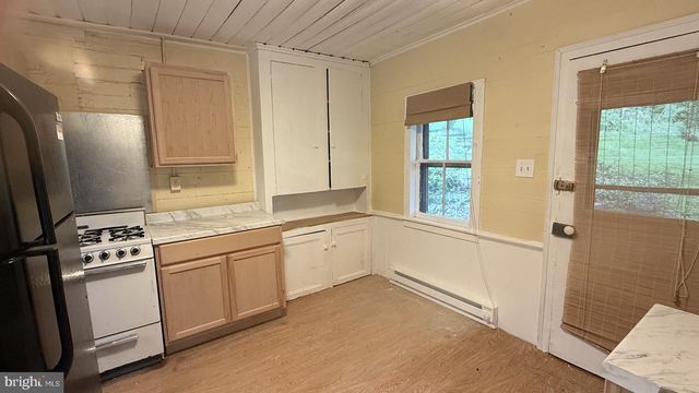25 COLEMAN HILL RD, Washington, NJ 07882