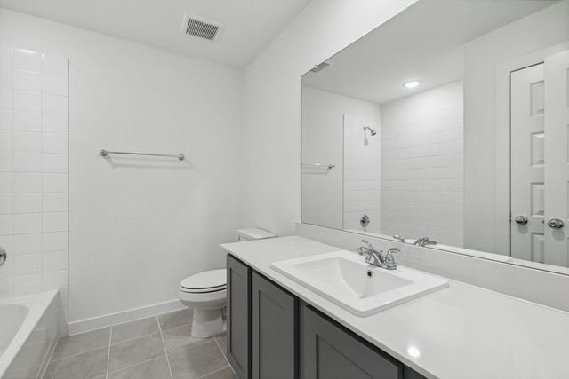 940 Dahlia Drive, Lavon, TX 75166