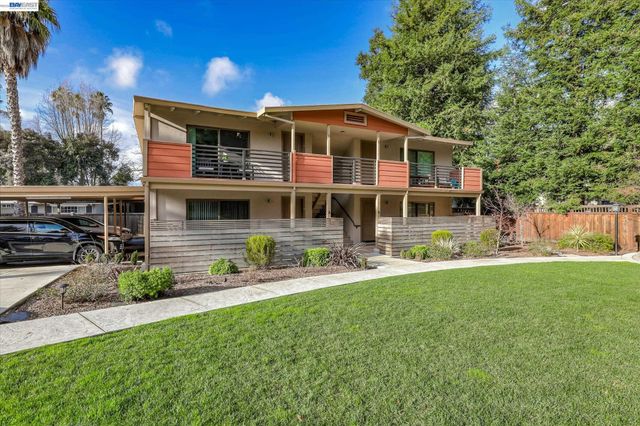 50 Casa Maria Ct A, Alamo, CA 94507