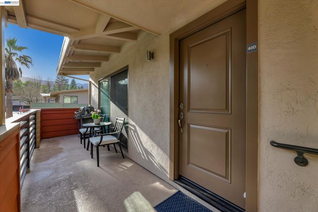 50 Casa Maria Ct A, Alamo, CA 94507