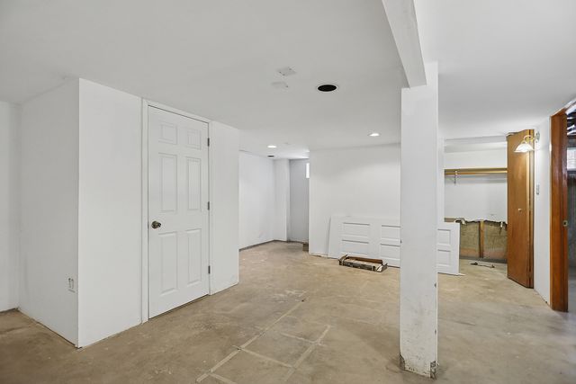 500 N Laverne Avenue, Hillside, IL 60162