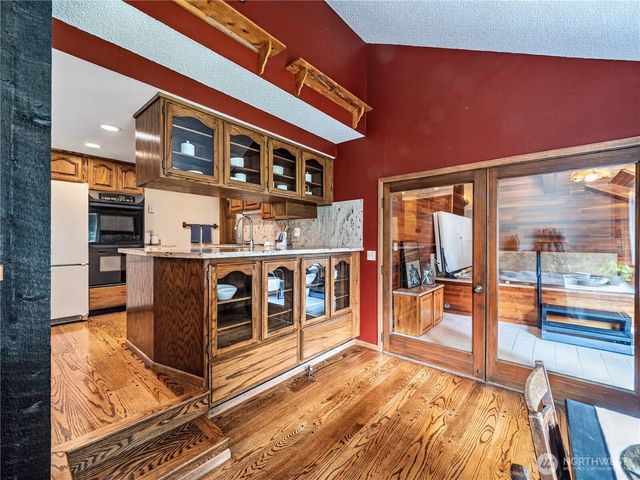 3306 217th Place SE, Sammamish, WA 98075
