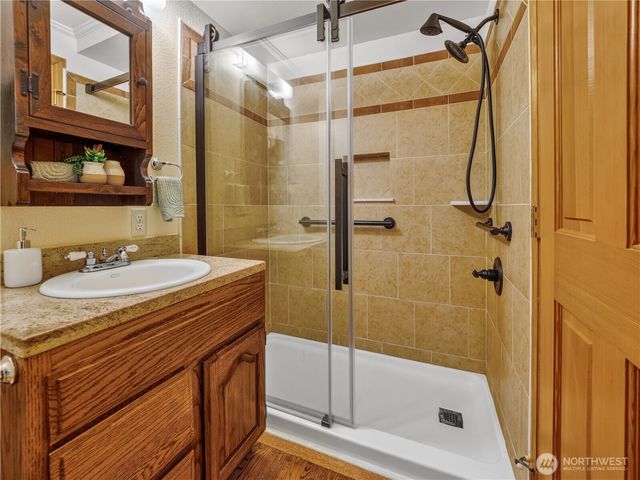 3306 217th Place SE, Sammamish, WA 98075
