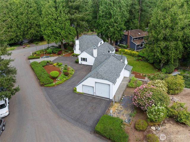 3306 217th Place SE, Sammamish, WA 98075
