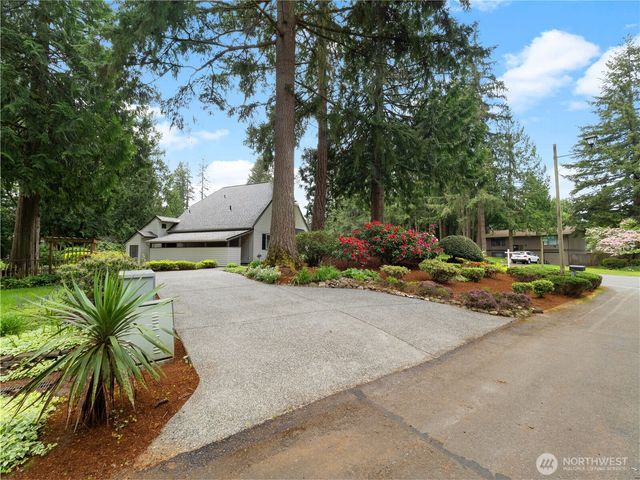 3306 217th Place SE, Sammamish, WA 98075