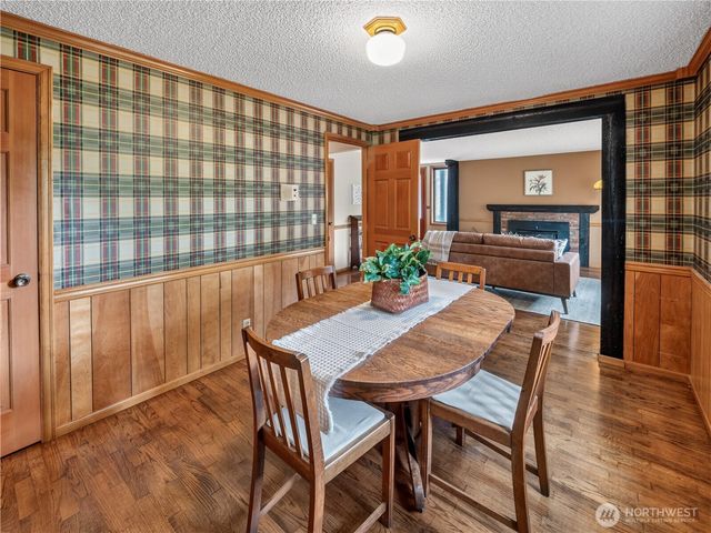 3306 217th Place SE, Sammamish, WA 98075