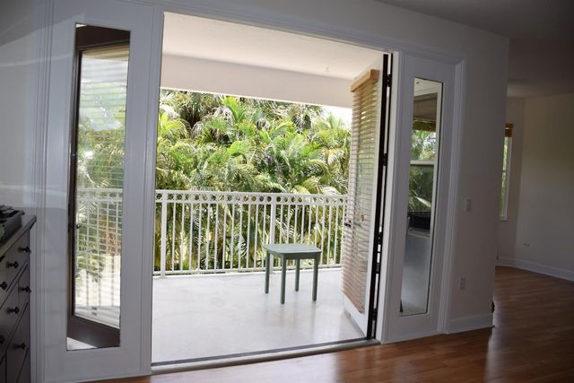 9898 Palma Vista Way, Boca Raton, FL 33428