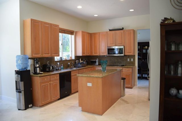 9898 Palma Vista Way, Boca Raton, FL 33428