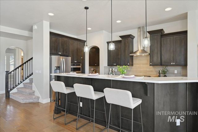 10103 W Twisted Vine Ct, Star, ID 83669