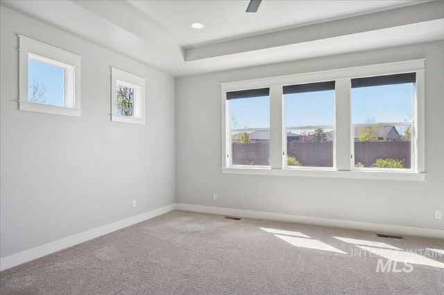 10103 W Twisted Vine Ct, Star, ID 83669