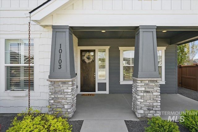 10103 W Twisted Vine Ct, Star, ID 83669