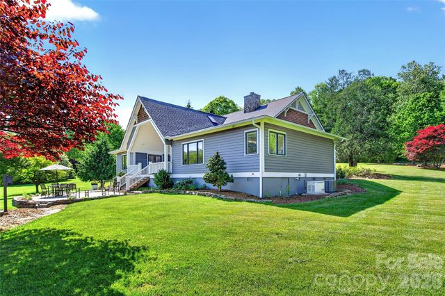 120 Old Lakey Gap Road, Black Mountain, NC 28711