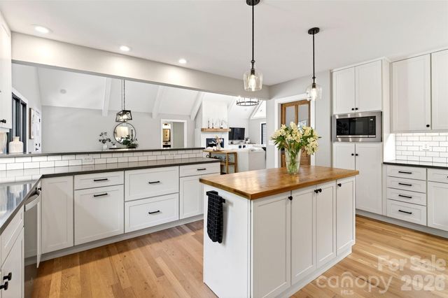 120 Old Lakey Gap Road, Black Mountain, NC 28711