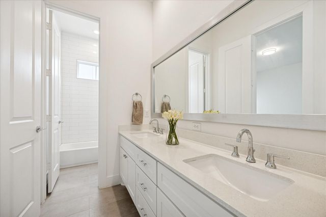 3509 Bridgewater Oaks Lane, Houston, TX 77055