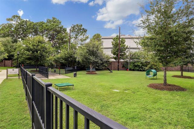 3509 Bridgewater Oaks Lane, Houston, TX 77055