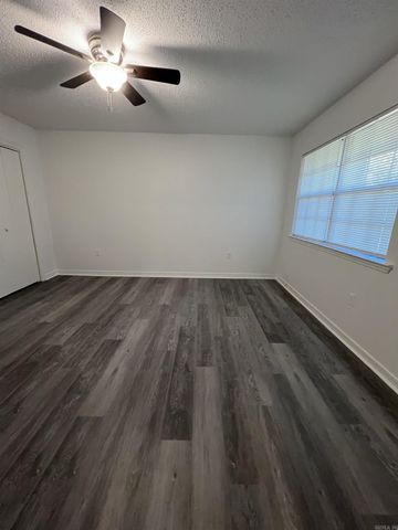 9 Camelia Circle, Little Rock, AR 72210