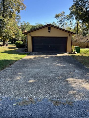 9 Camelia Circle, Little Rock, AR 72210