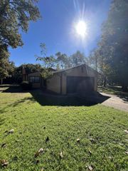 9 Camelia Circle, Little Rock, AR 72210