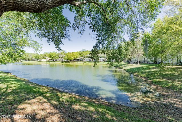1630 VINELAND Circle B, Fleming Island, FL 32003